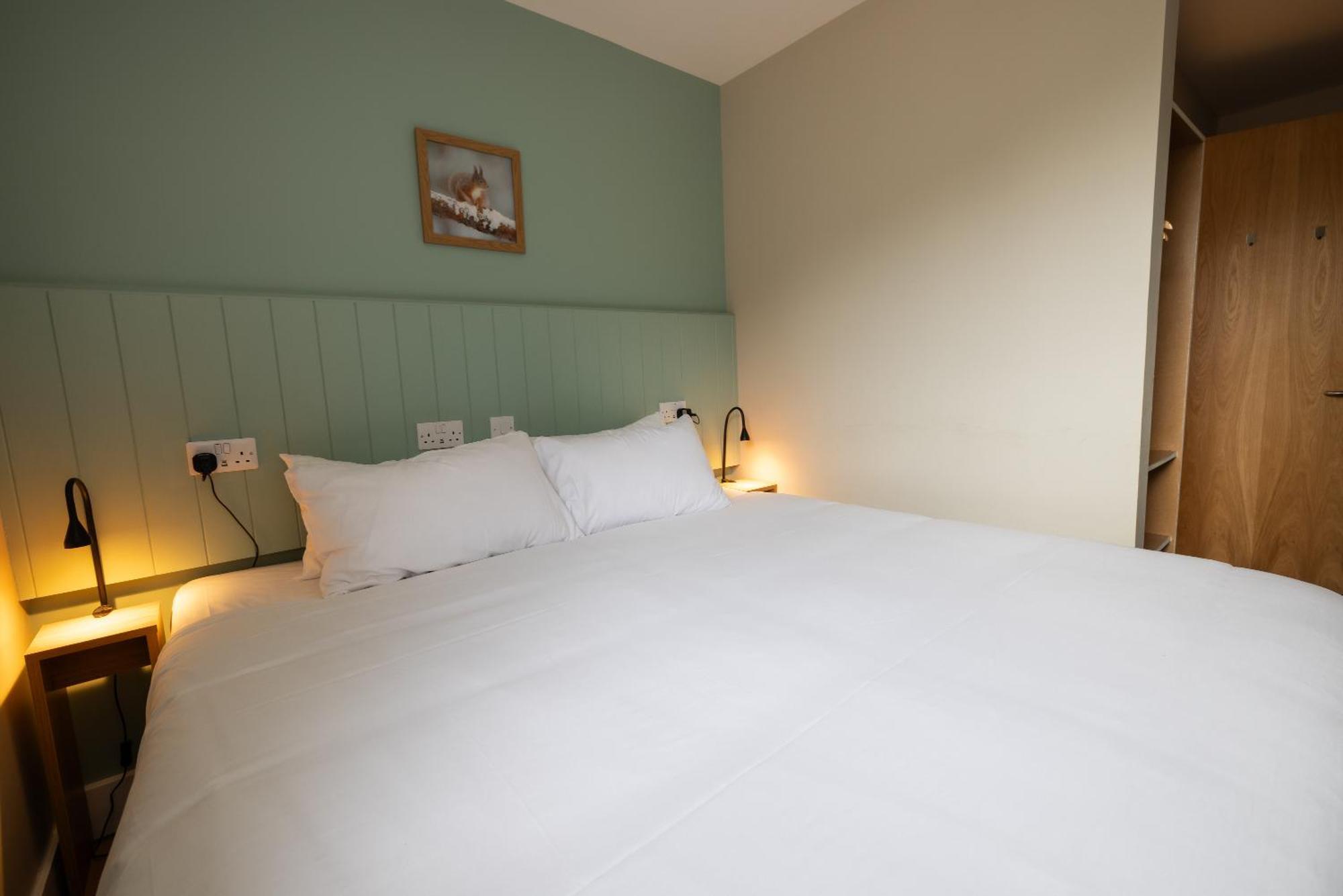 An Spiris Accommodation At Dundreggan Rewilding Centre 外观 照片